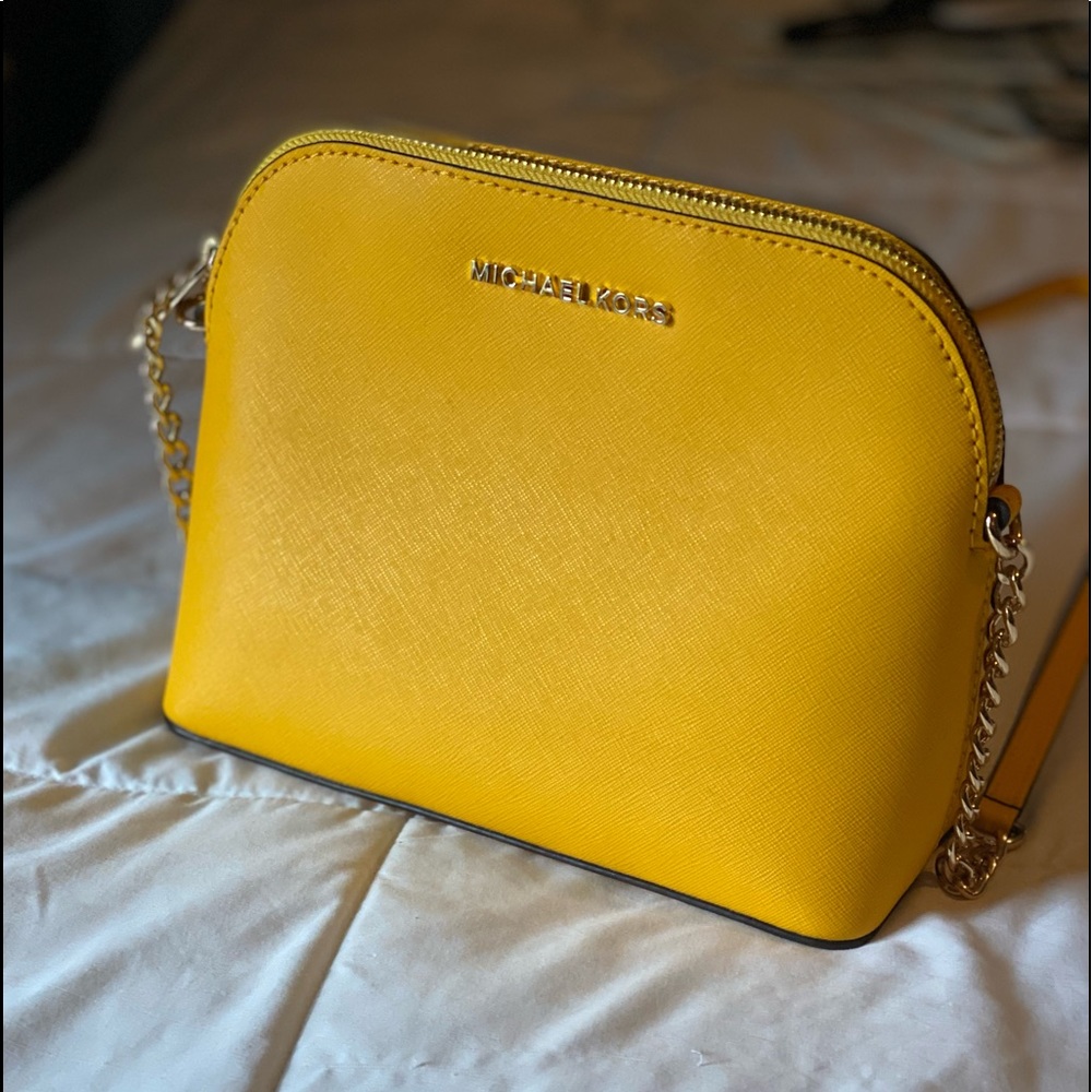 Authentic Michael Kors Crossbody